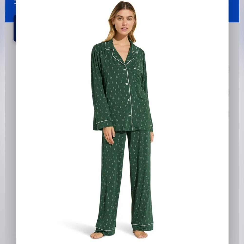 Eberjey Gisele TENCEL™ Modal Long PJ Set in Forest Green Christmas Pajama Set🎄 - Picture 2 of 7